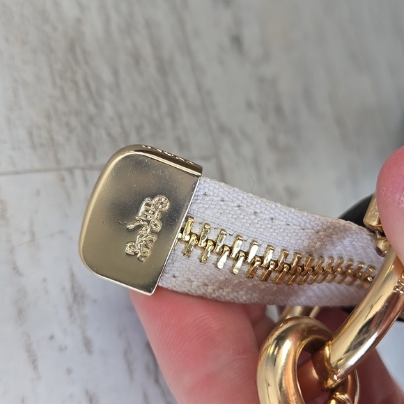 Coach Pennie Shoulder Handbag Leather With Brown Dust Cover Slip - Picture 7 of 17